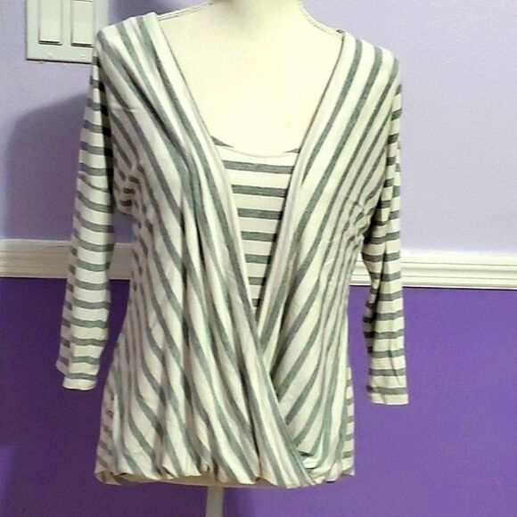 WHBM Boho Chic White & Gray Striped Cross Over Front Sweater Top - Picture 1 of 8